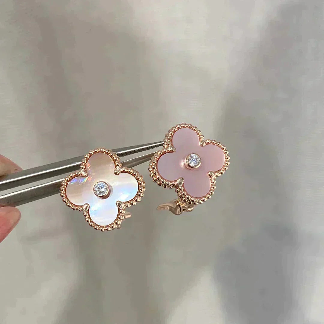 [Eternal Jewelry]CLOVER MEDIUM 1 MOTIFS  PINK MOP DIAMOND EARRINGS