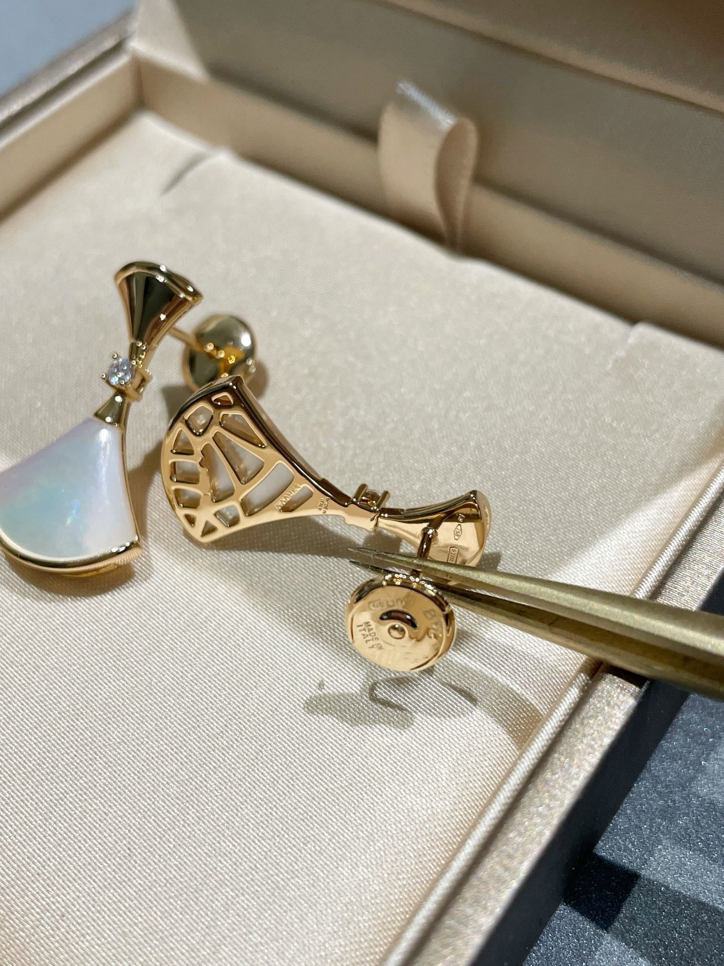 [Eternal Jewelry]DREAM MOP 1 DIAMOND EARRINGS