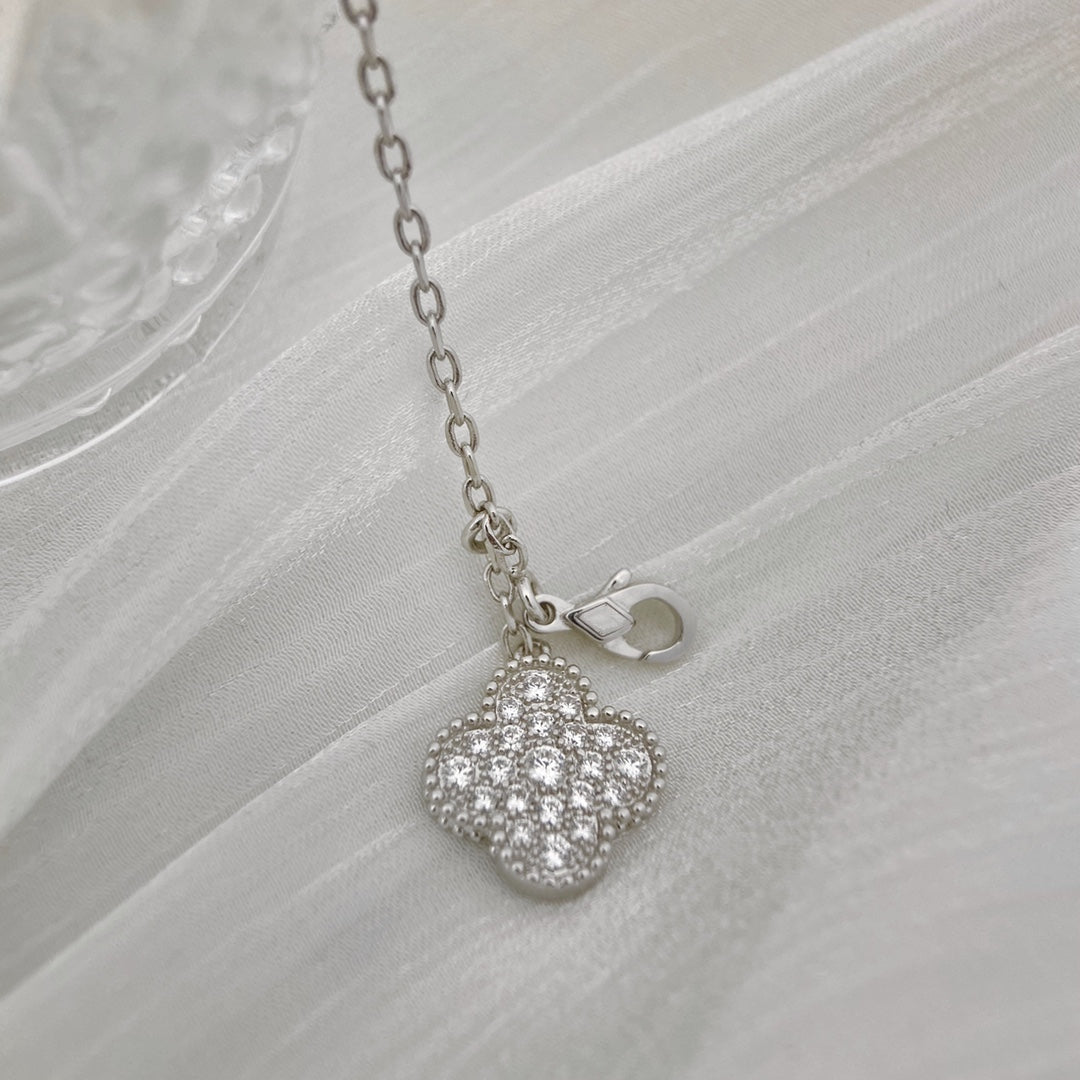 [Eternal Jewelry]CLOVER 5 MOTIFS SILVER DIAMONDS NECKLACE