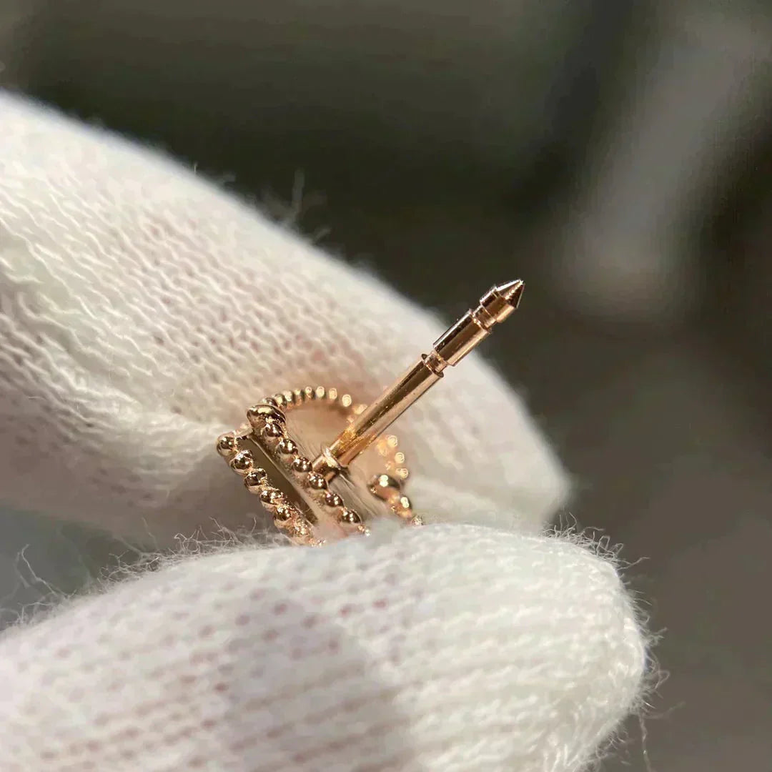 [Eternal Jewelry]HEART CARNELIAN STUD EARRINGS