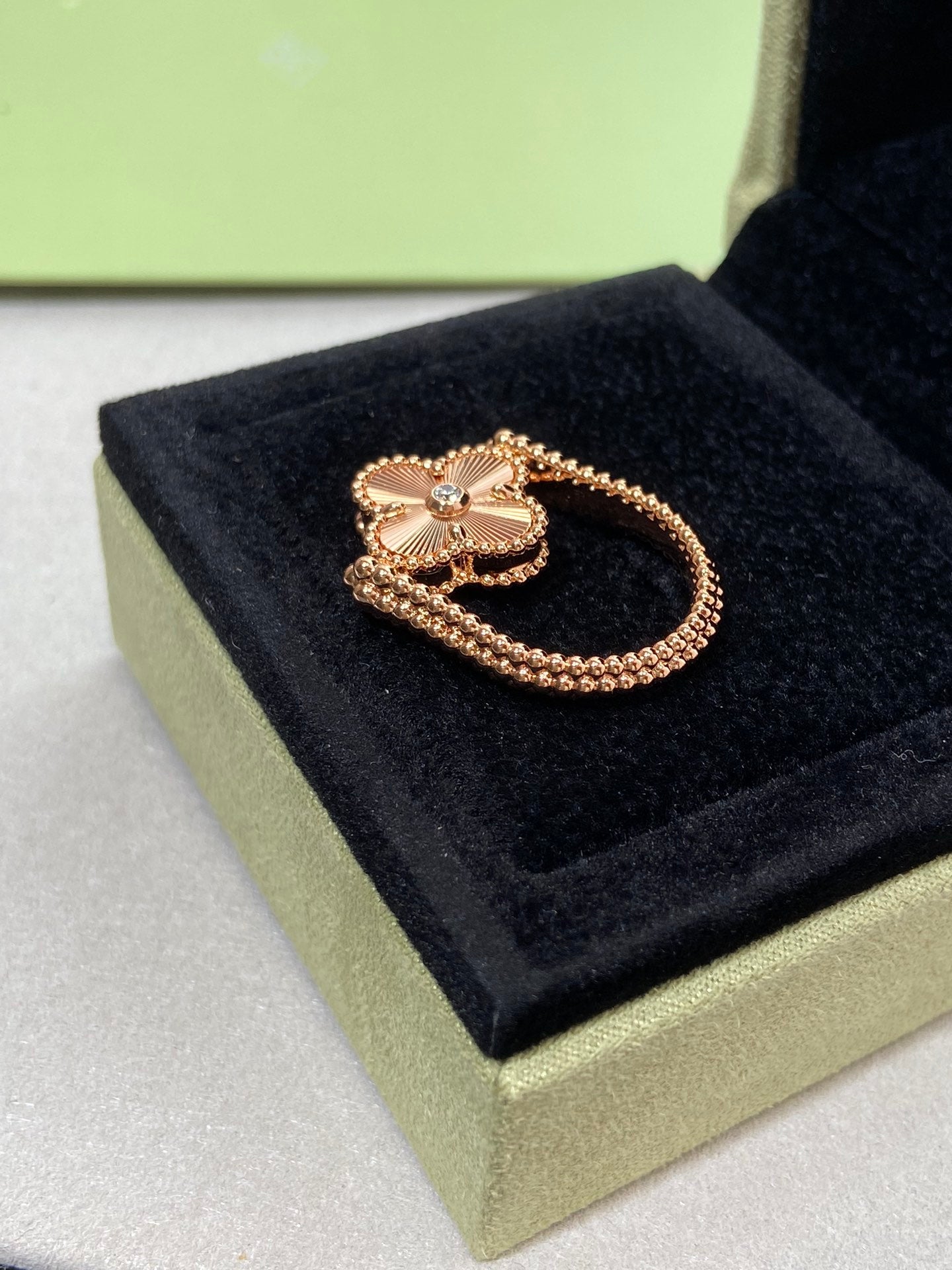[Eternal Jewelry]CLOVER RIVERSIBLE PINK GOLD RING