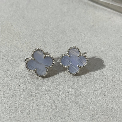 [Eternal Jewelry]CLOVER CHALCEDONY SILVER STUD EARRINGS