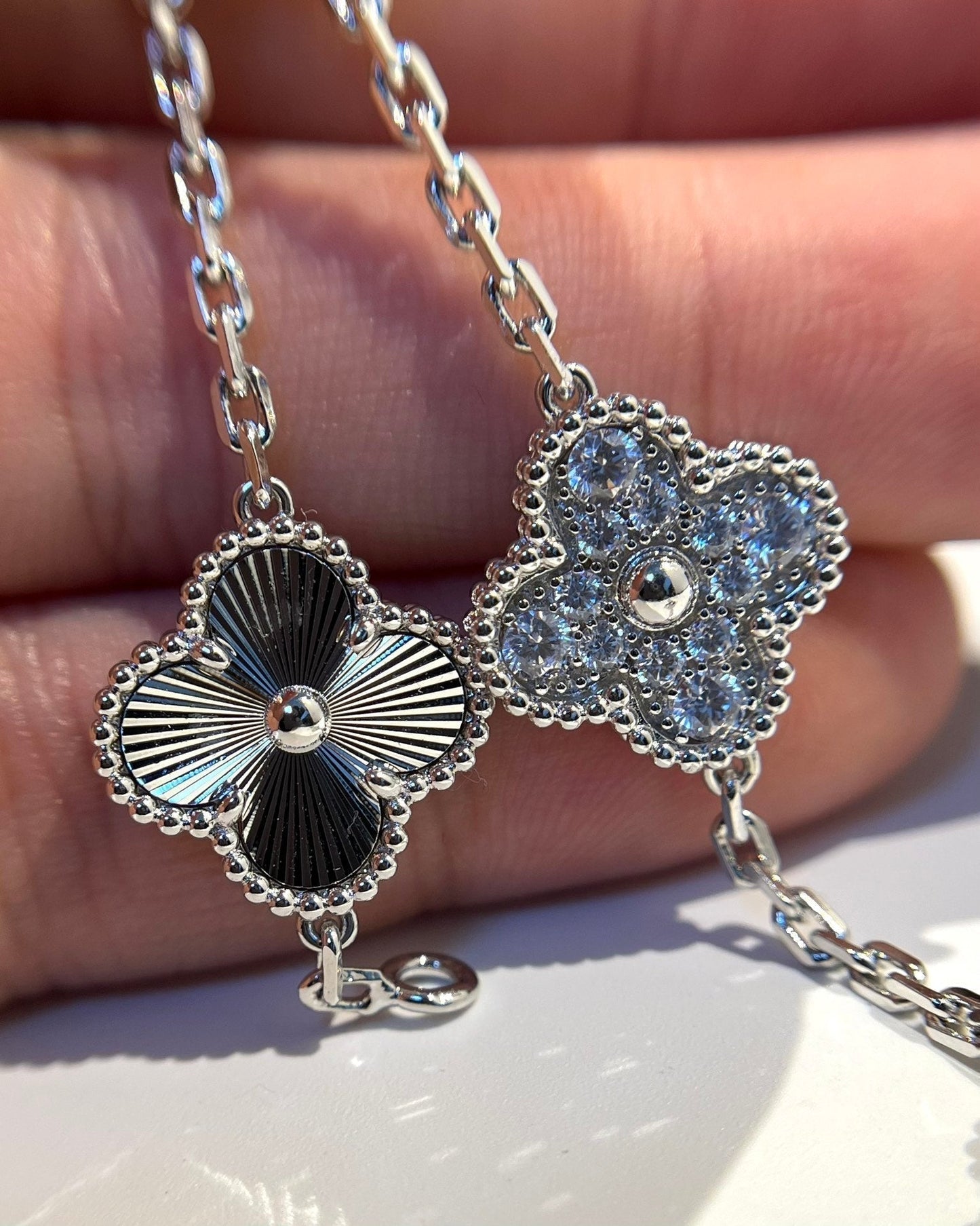 [Eternal Jewelry]CLOVER 5 MOTIF SILVER DIAMOND BRACELET