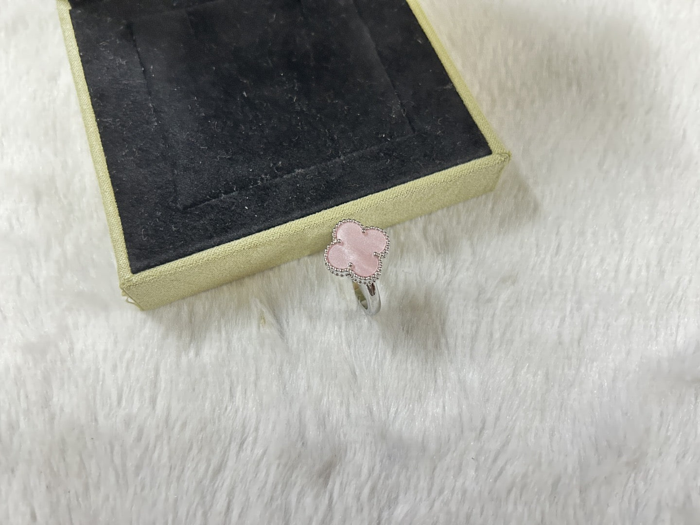 [Eternal Jewelry]Pink Clover Ring