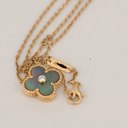 [Eternal Jewelry]CLOVER 15MM DIAMOND AND MOTHER-OF-GREY NECKLACE