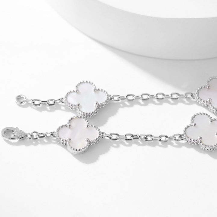 [Eternal Jewelry]CLOVER 10 MOTIFS WHITE MOTHER OF PEARL NECKLACE