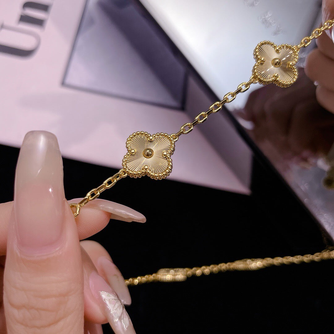 [Eternal Jewelry]CLOVER 10 MOTIFS LASER NECKLACE