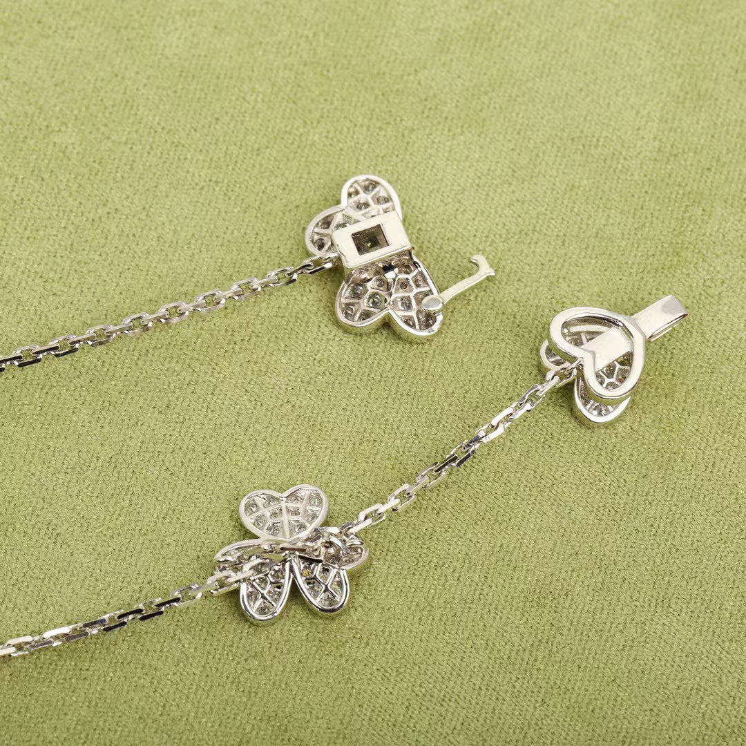 [Eternal Jewelry]FRIVOLE SILVER 9 FLOWERS NECKLACE
