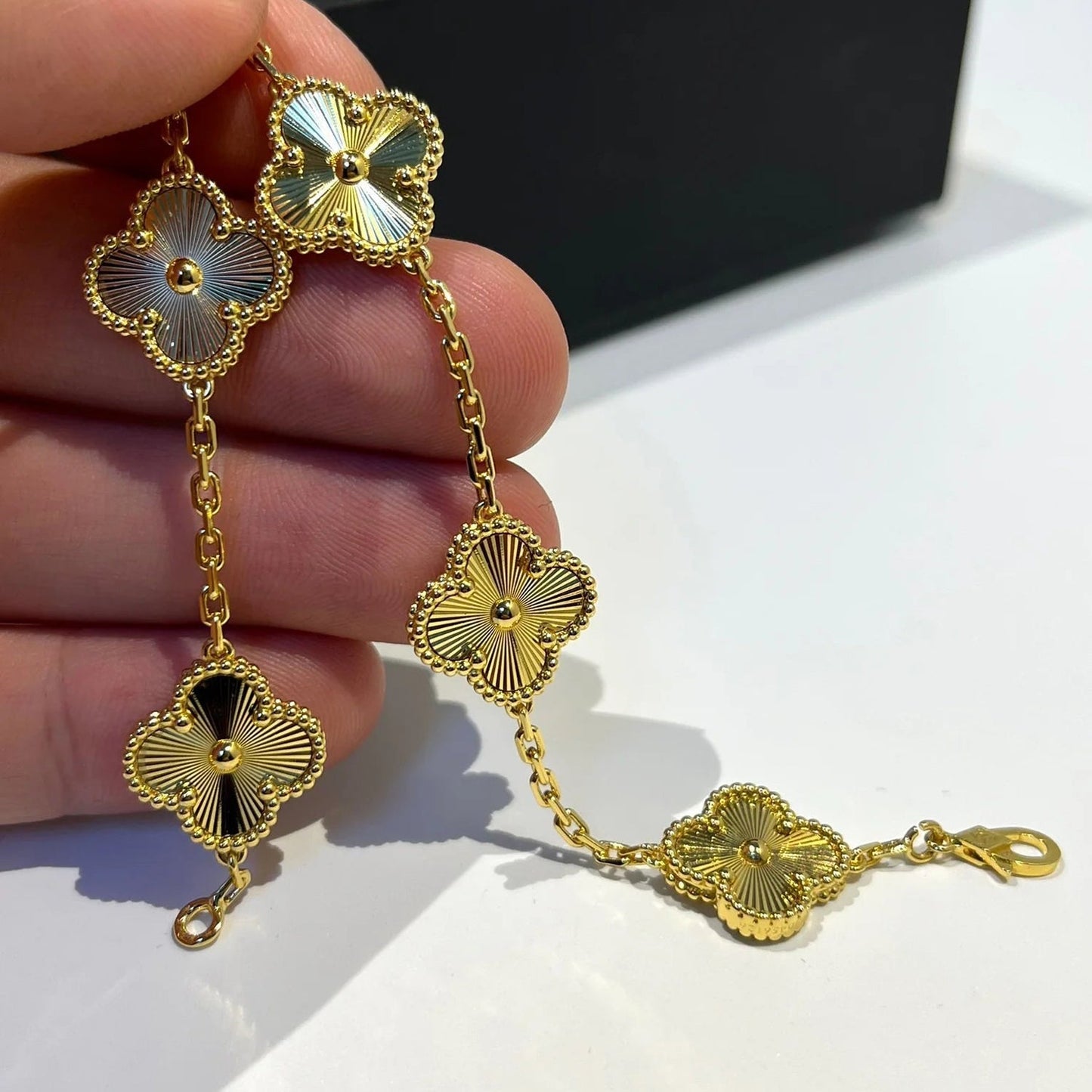 [Eternal Jewelry]CLOVER 5 FLOWERS LASER BRACELET