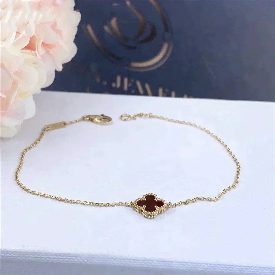 [Eternal Jewelry]CLOVER  CARNELIAN SINGLE FLOWER BRACELET