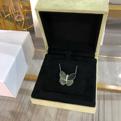 [Eternal Jewelry]LARGE BUTTERFLY SILVER PENDANT DIAMOND NECKLACE